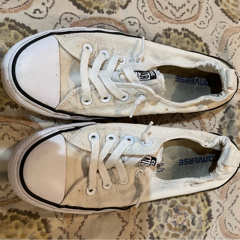 Ladies White Canvas Converse Slip On Low-Top Sneakers 9.5